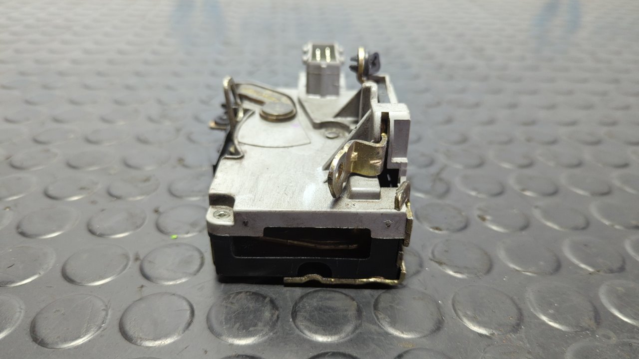 CERRADURA PUERTA DELANTERA DERECHA PEUGEOT 206 BERLINA - vista 4