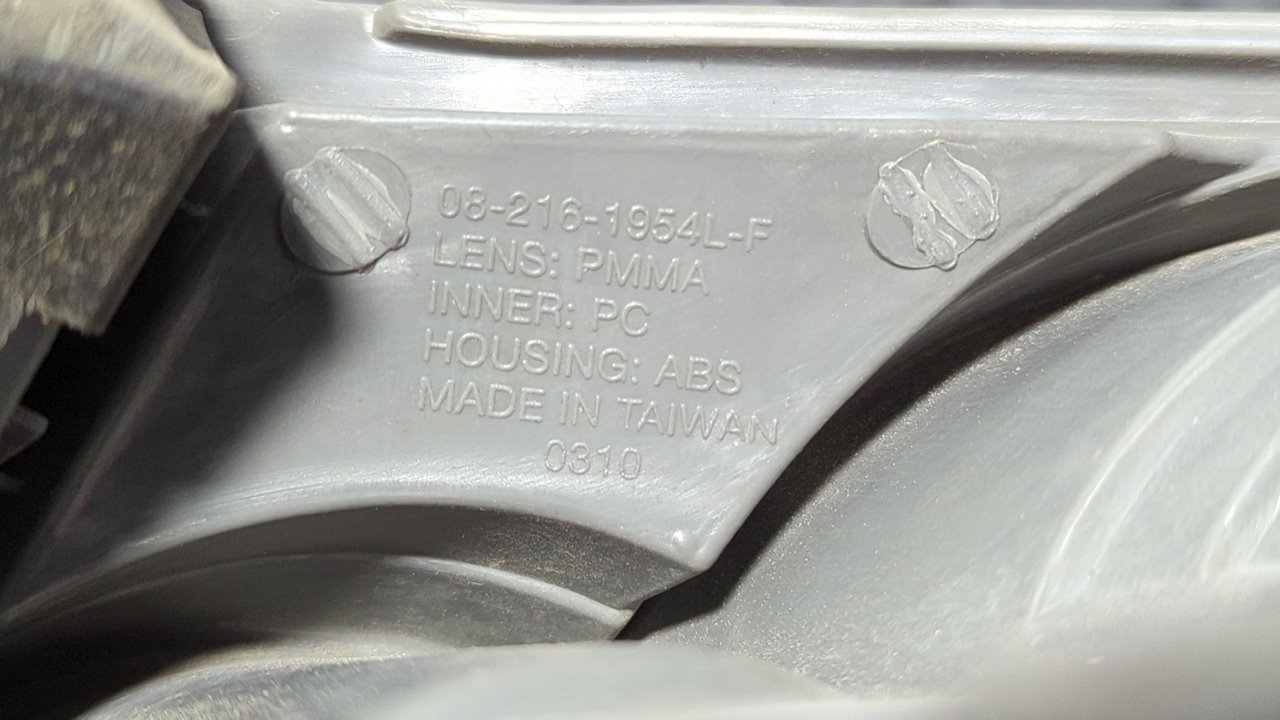 PILOTO TRASERO IZQUIERDO MAZDA 6 BERLINA (GG) - vista 3