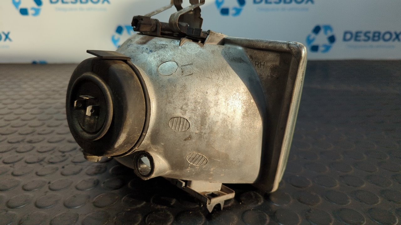 FARO DERECHO FORD FIESTA BERL./COURIER - vista 4