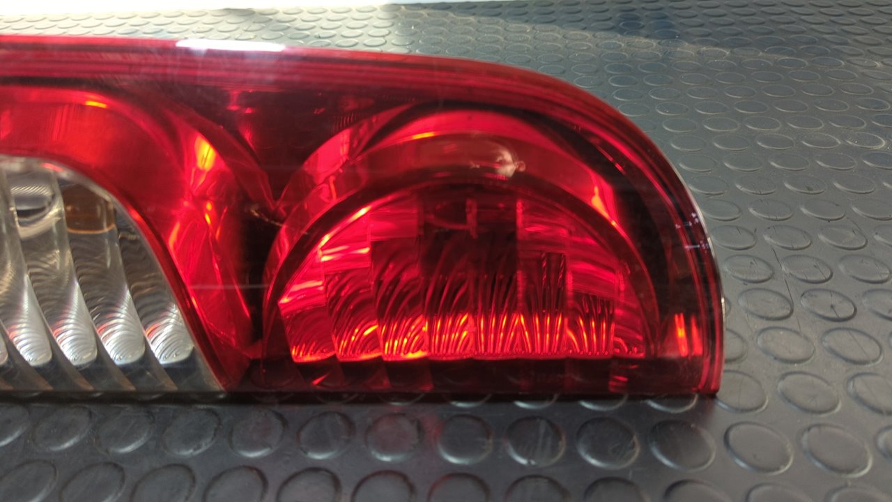 PILOTO TRASERO IZQUIERDO FIAT DOBLO (119) - vista 2