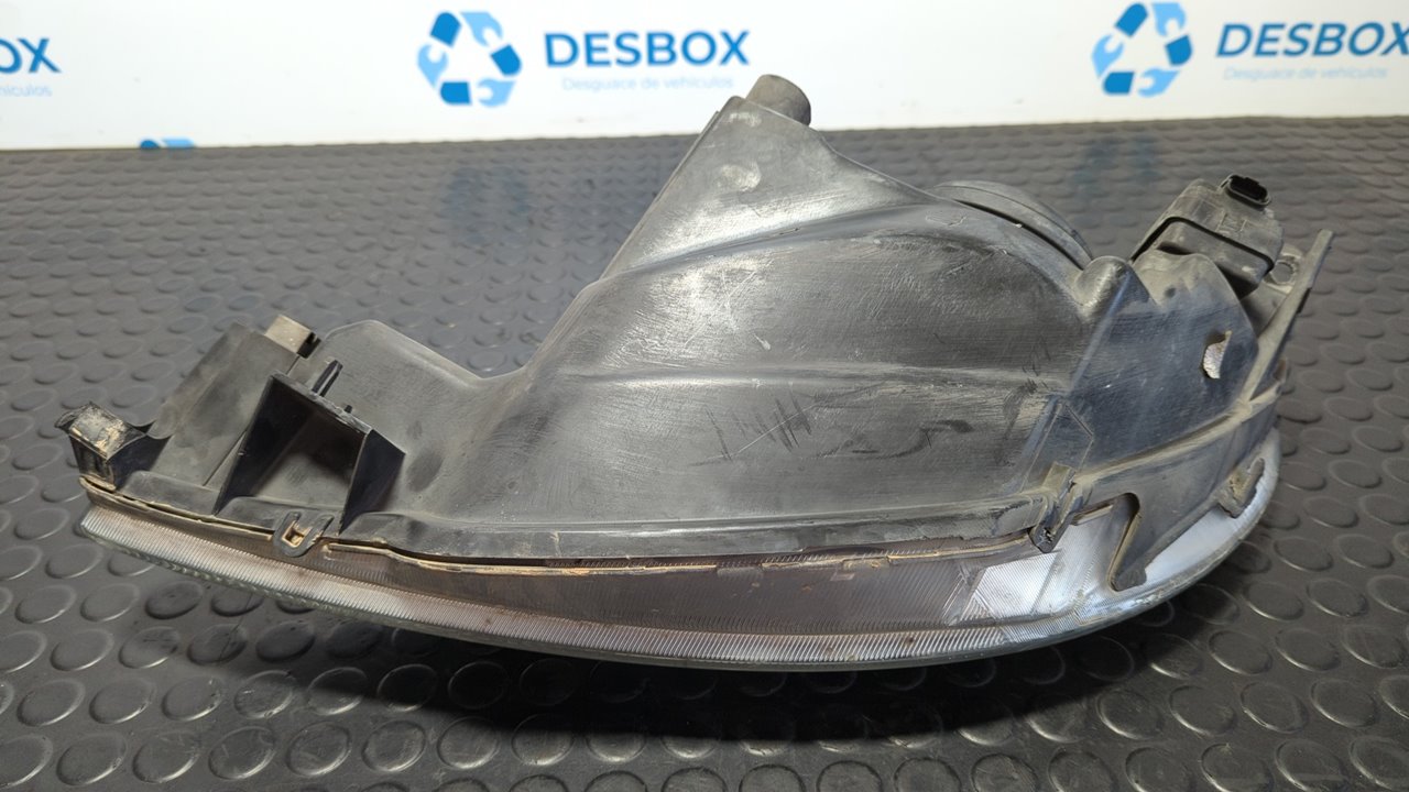 FARO DERECHO PEUGEOT 206 BERLINA - vista 6