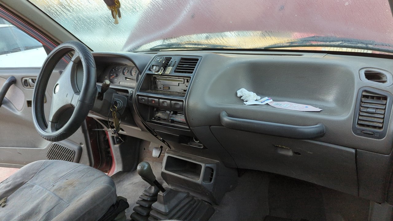 PORTON TRASERO NISSAN TERRANO/TERRANO.II (R20) - vista 3