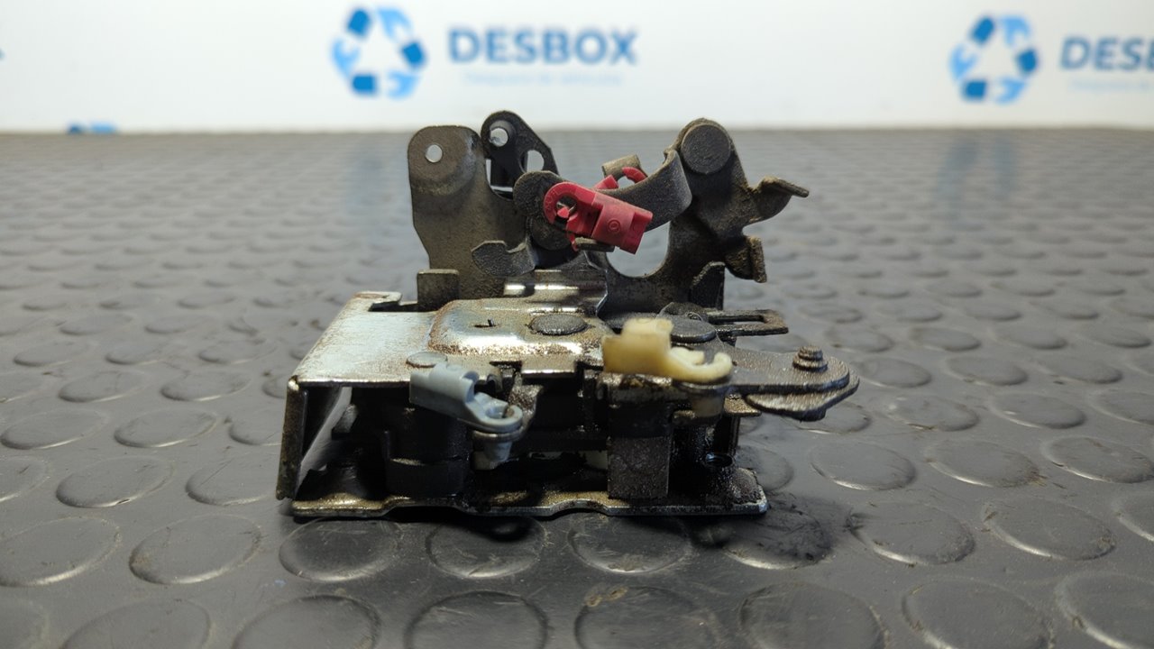 CERRADURA PUERTA DELANTERA DERECHA JEEP CHEROKEE (XJ)