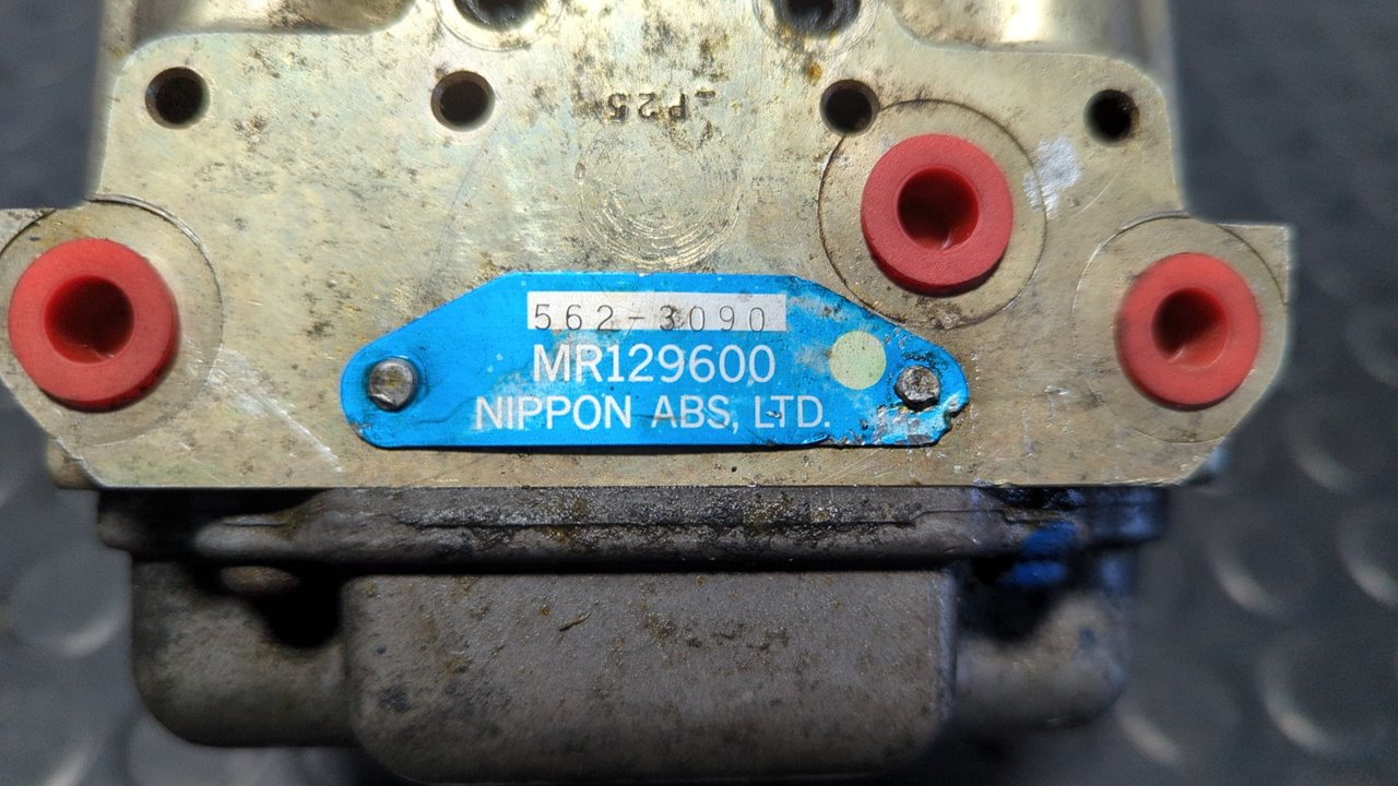 ABS MITSUBISHI MONTERO (V20/V40) - vista 9