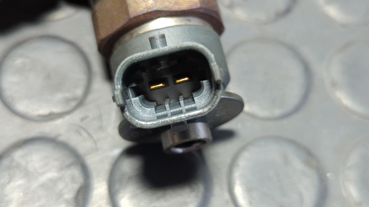 INYECTOR PEUGEOT 208 1.4 - vista 2