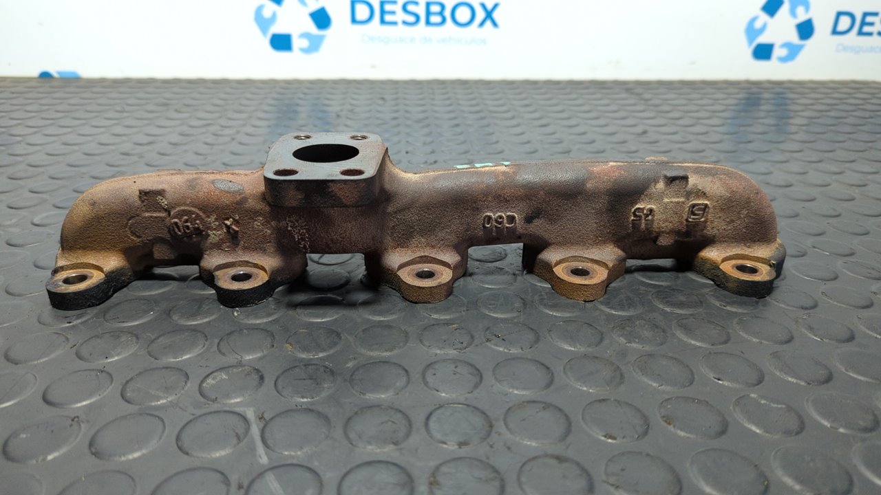 COLECTOR ESCAPE PEUGEOT 208 1.4 - vista 3