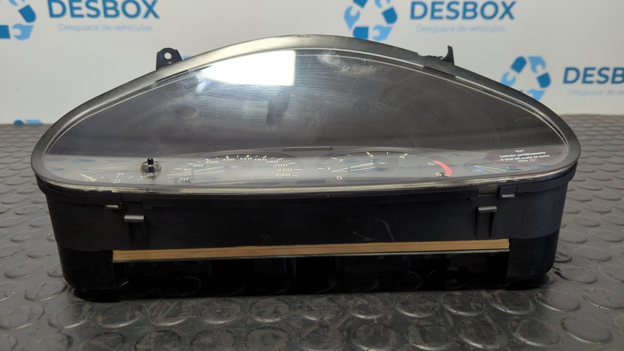 CUADRO INSTRUMENTOS BMW SERIE 3 COMPACTO (E36) - vista 4