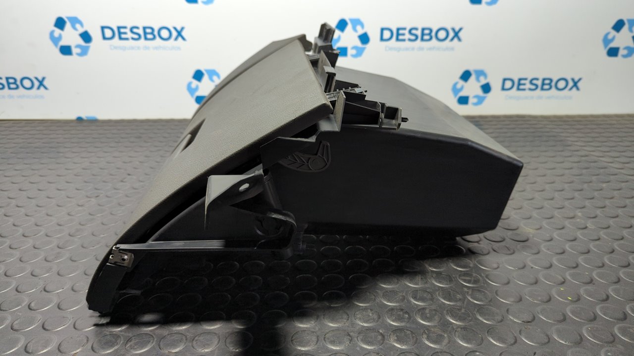 GUANTERA FORD KUGA (CBS) - vista 8