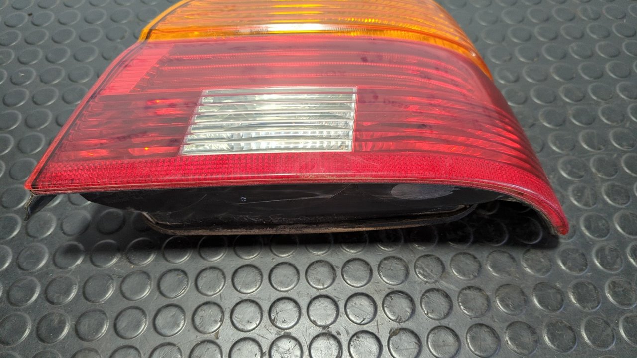 PILOTO TRASERO DERECHO BMW SERIE 5 BERLINA (E39) - vista 2