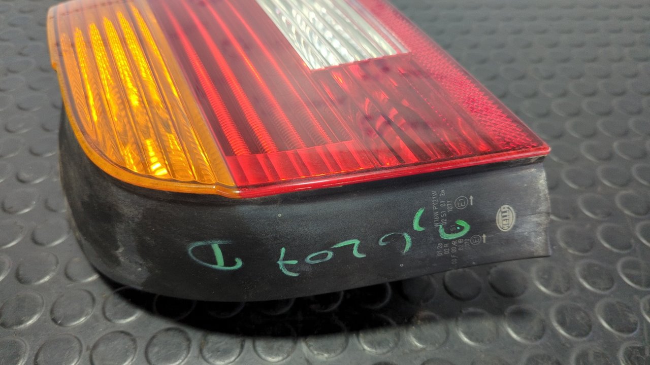 PILOTO TRASERO DERECHO BMW SERIE 5 BERLINA (E39) - vista 6