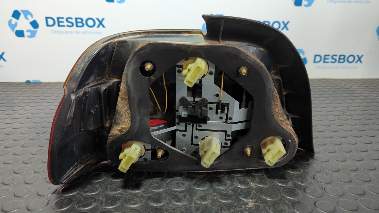 PILOTO TRASERO DERECHO BMW SERIE 5 BERLINA (E39) - vista 9