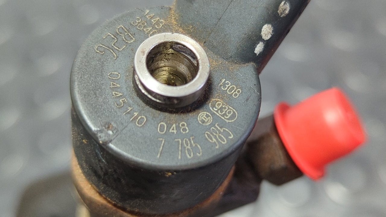 INYECTOR BMW SERIE 5 BERLINA (E39) - vista 4