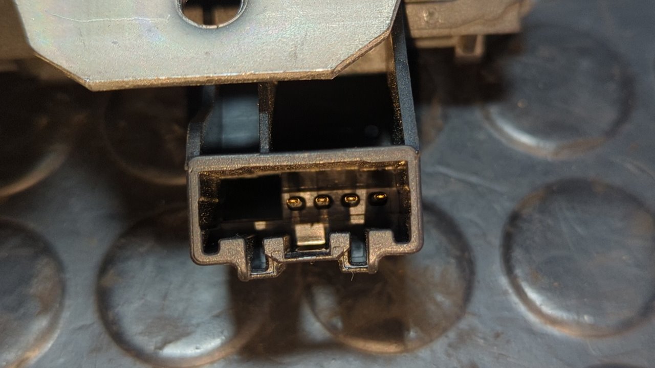 CERRADURA MALETERO / PORTON FORD KUGA (CBS) - vista 3