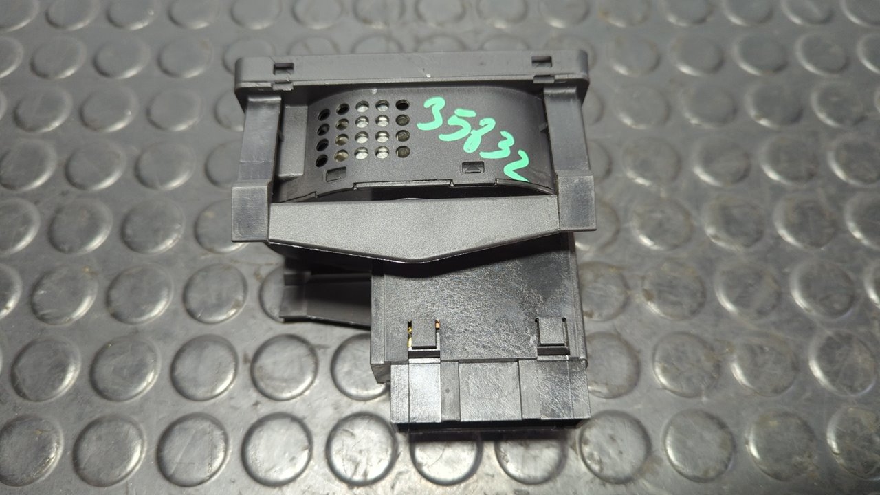 MANDO LUCES FORD KUGA (CBS) - vista 2