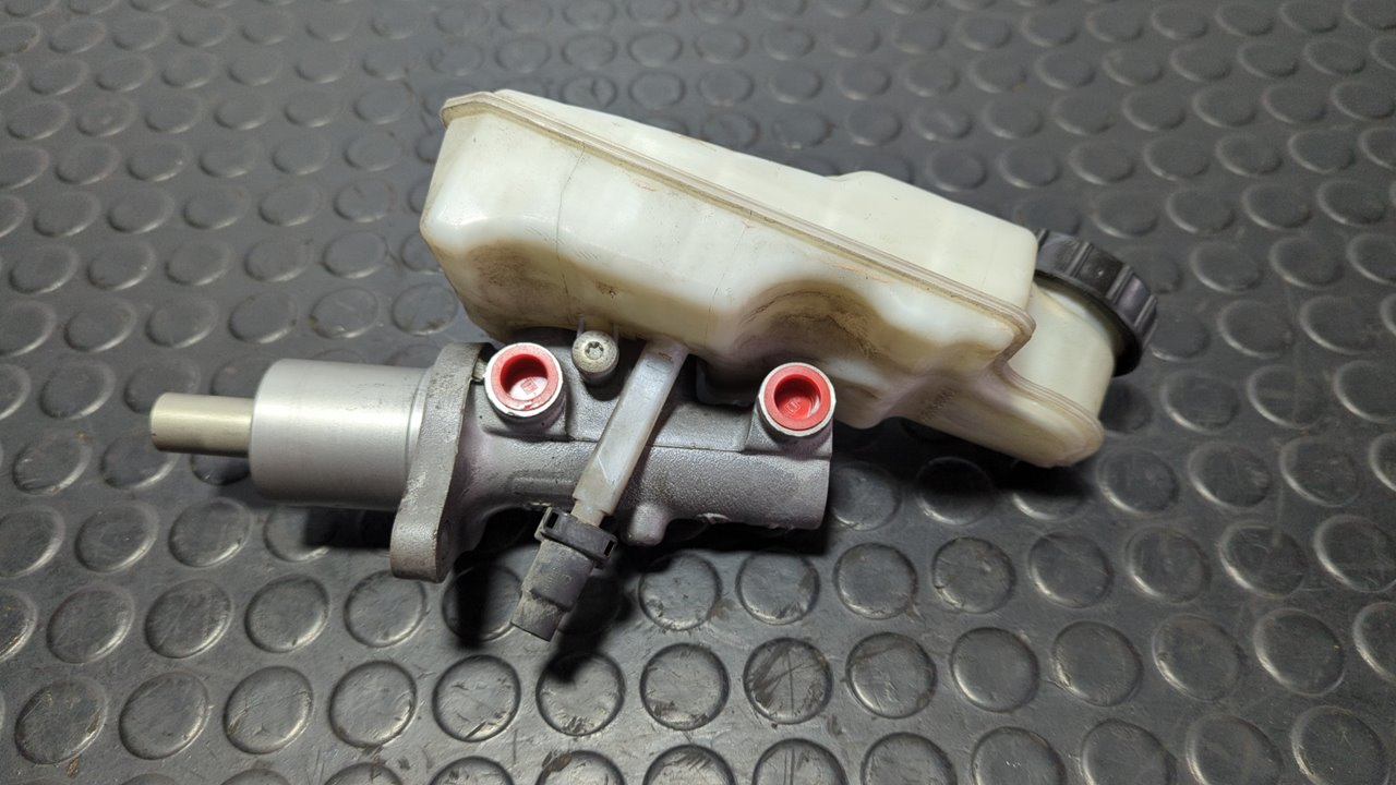 BOMBA FRENO FORD KUGA (CBS) - vista 6