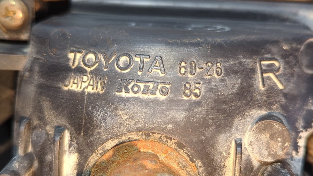 PILOTO TRASERO DERECHO PARAGOLPES TOYOTA LAND CRUISER (J9) - vista 4