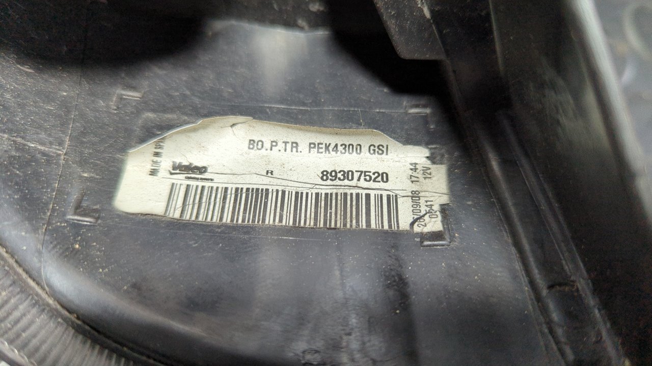 PILOTO TRASERO DERECHO OPEL CORSA C - vista 8