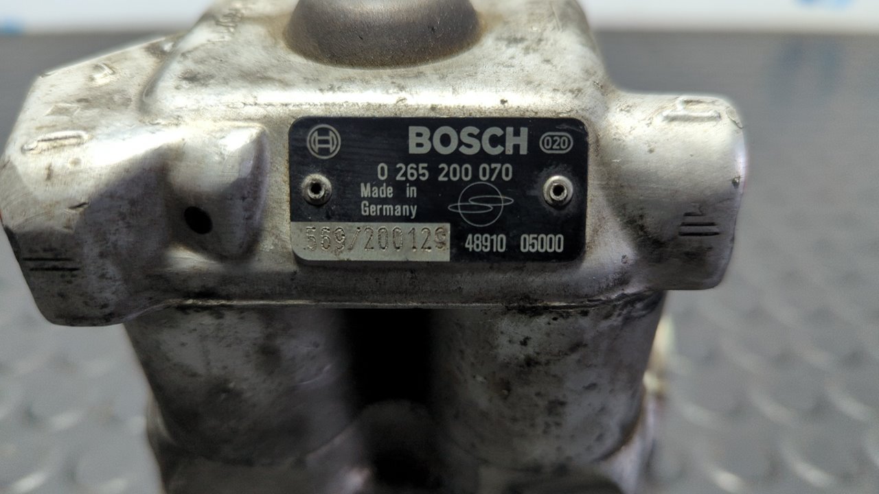 ABS SSANGYONG MUSSO - vista 3