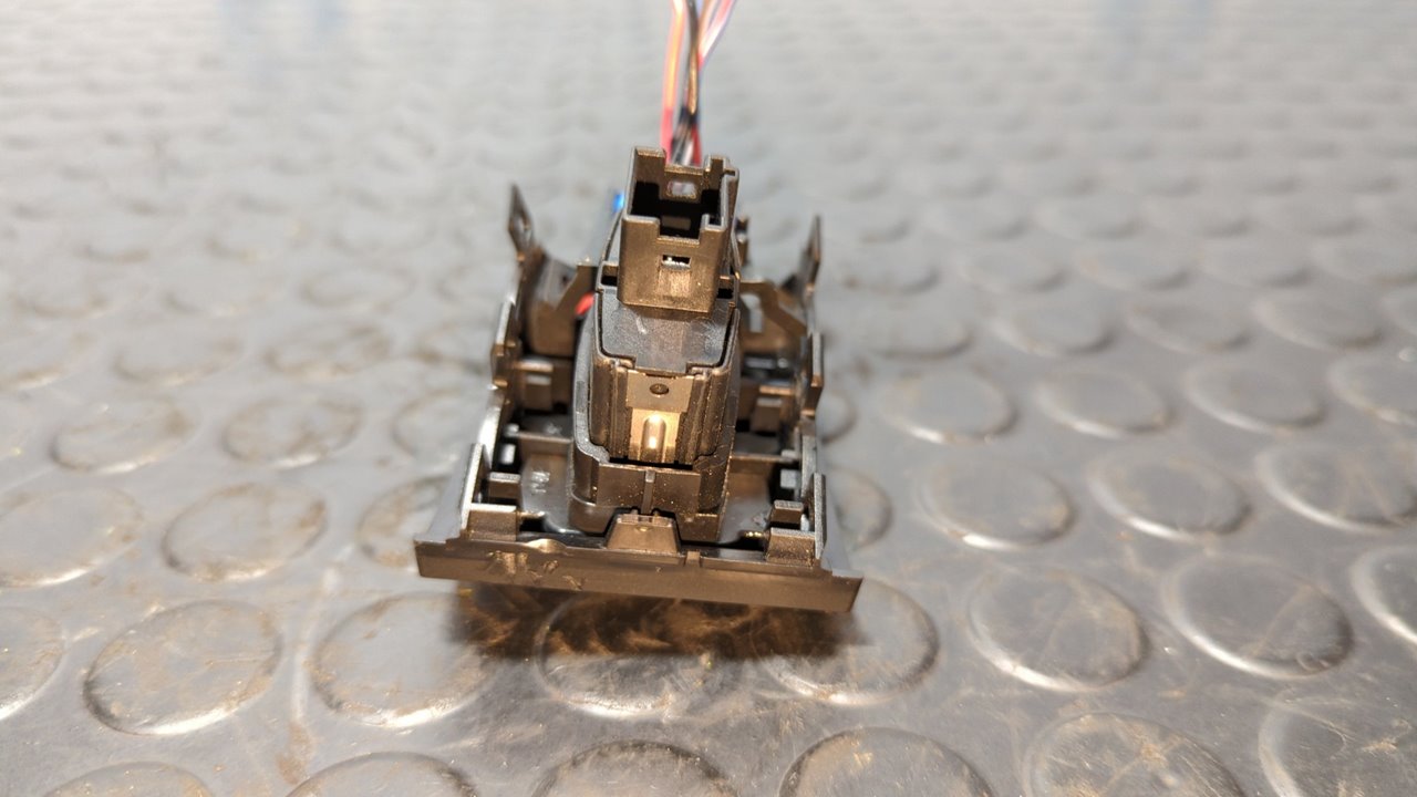 WARNING BMW SERIE 3 LIM. (F30) - vista 9