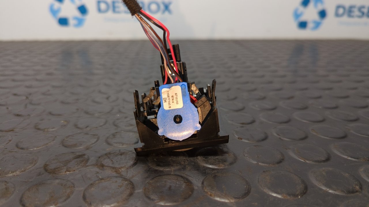 WARNING BMW SERIE 3 LIM. (F30) - vista 6