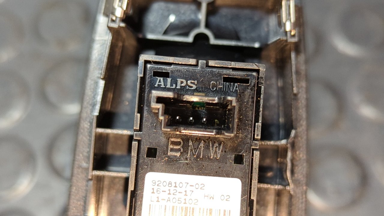 MANDO ELEVALUNAS DELANTERO DERECHO BMW SERIE 3 LIM. (F30) - vista 4