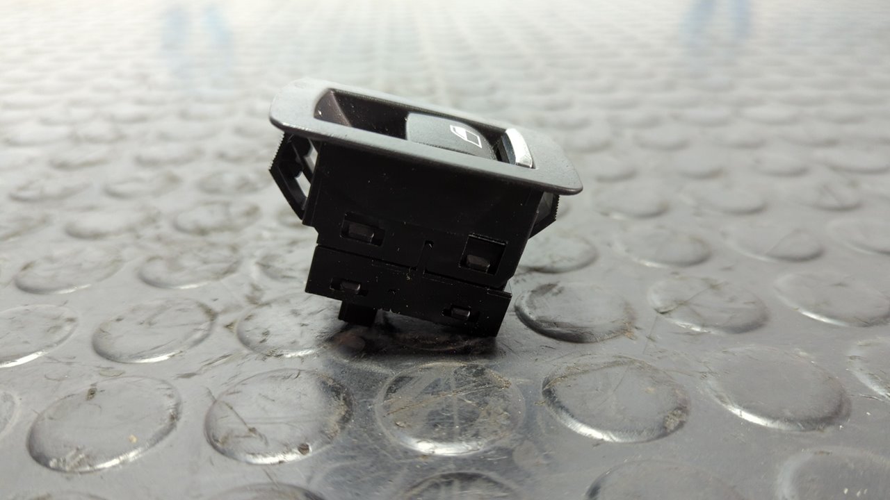 MANDO ELEVALUNAS TRASERO IZQUIERDO BMW SERIE 3 LIM. (F30) - vista 4