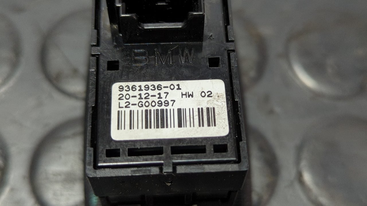 MANDO ELEVALUNAS TRASERO IZQUIERDO BMW SERIE 3 LIM. (F30) - vista 3