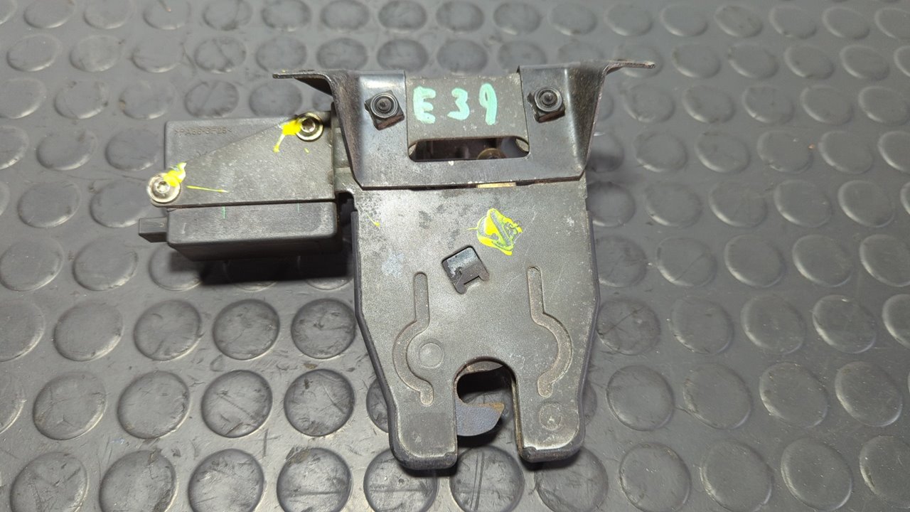 CERRADURA MALETERO / PORTON BMW SERIE 5 TOURING (E39) - vista 4