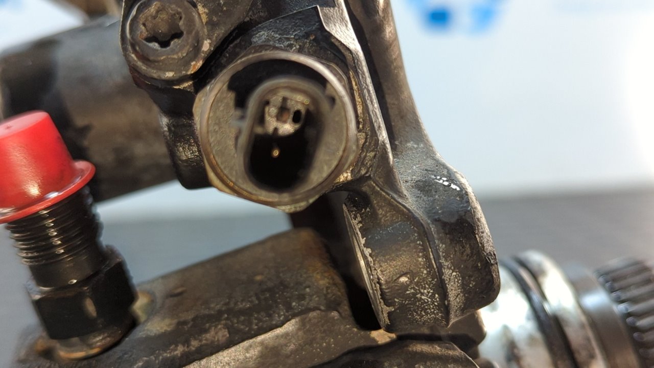 BOMBA INYECCION MERCEDES-BENZ CLASE E (W212) FAMILIAR - vista 4