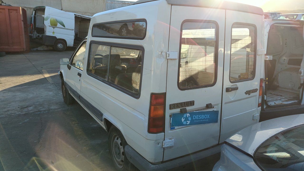 AFORADOR RENAULT RAPID/EXPRESS (F40) - vista 3