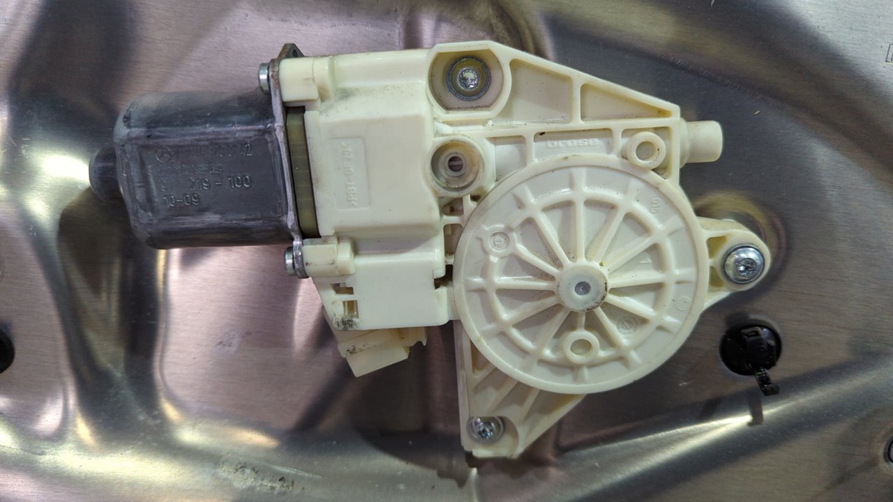 ELEVALUNAS DELANTERO IZQUIERDO MERCEDES-BENZ CLASE E (W212) FAMILIAR - vista 8