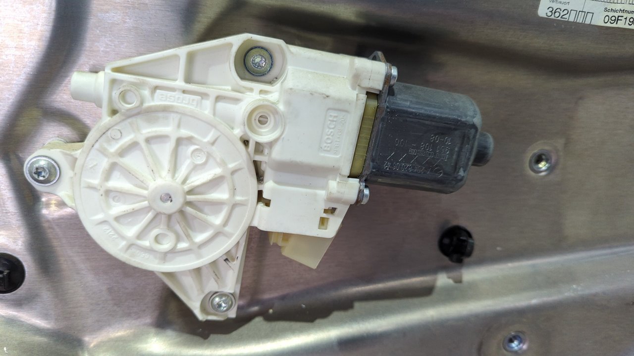 ELEVALUNAS TRASERO DERECHO MERCEDES-BENZ CLASE E (W212) FAMILIAR - vista 2