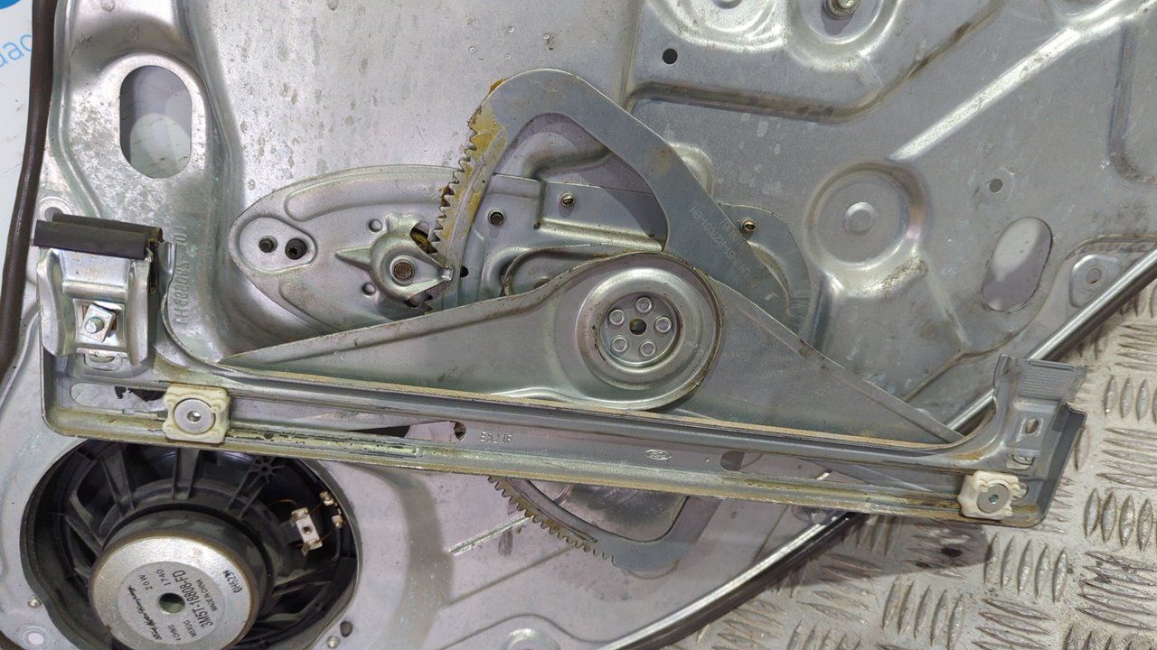 ELEVALUNAS TRASERO IZQUIERDO FORD KUGA (CBS) - vista 2