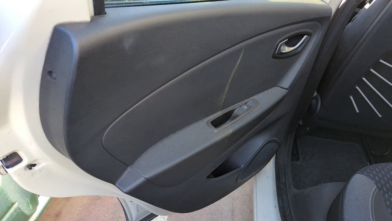 REJILLA DELANTERA RENAULT CAPTUR - vista 5