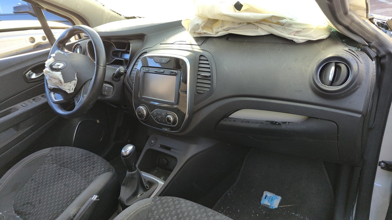 REJILLA DELANTERA RENAULT CAPTUR - vista 14