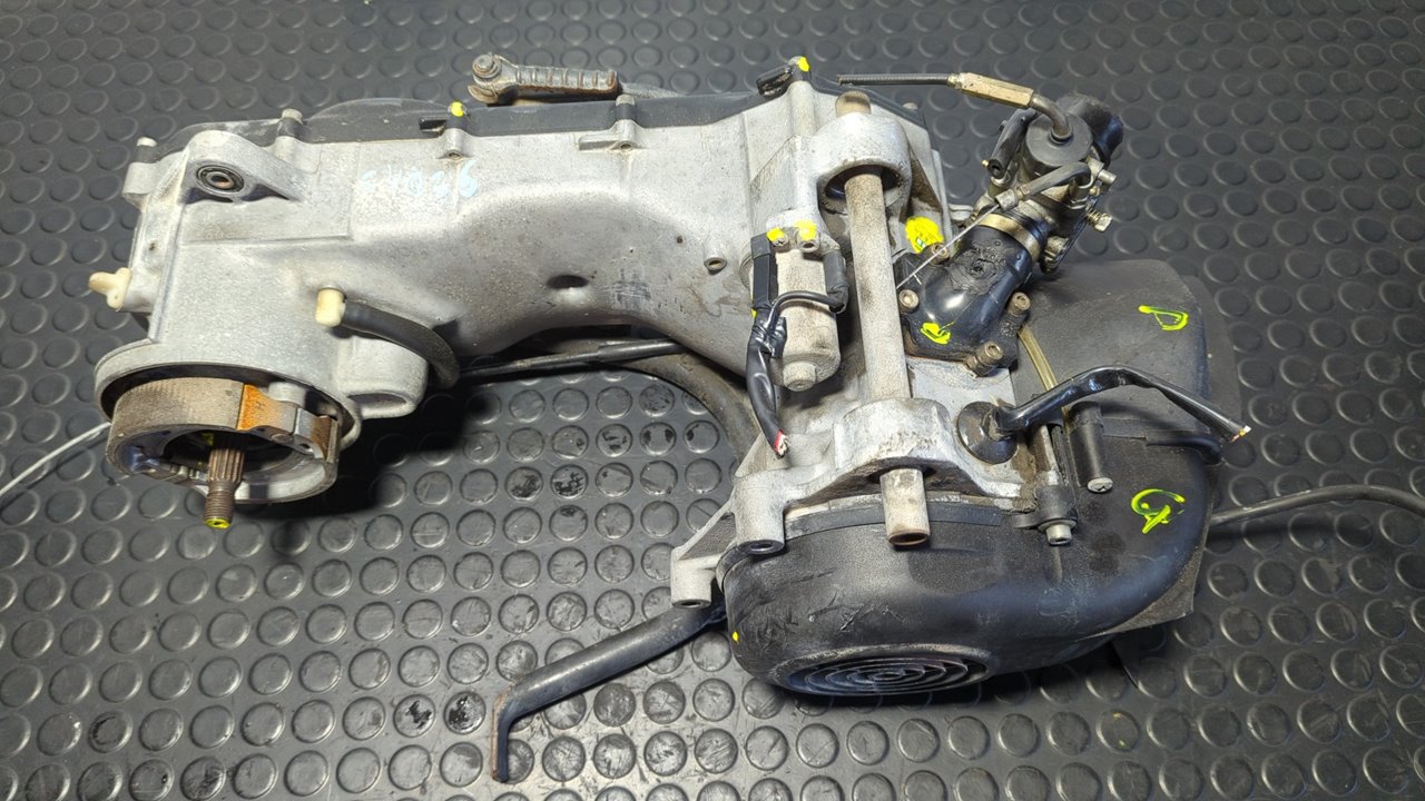 MOTOR  YAMAHA AEROX 50 - vista 3