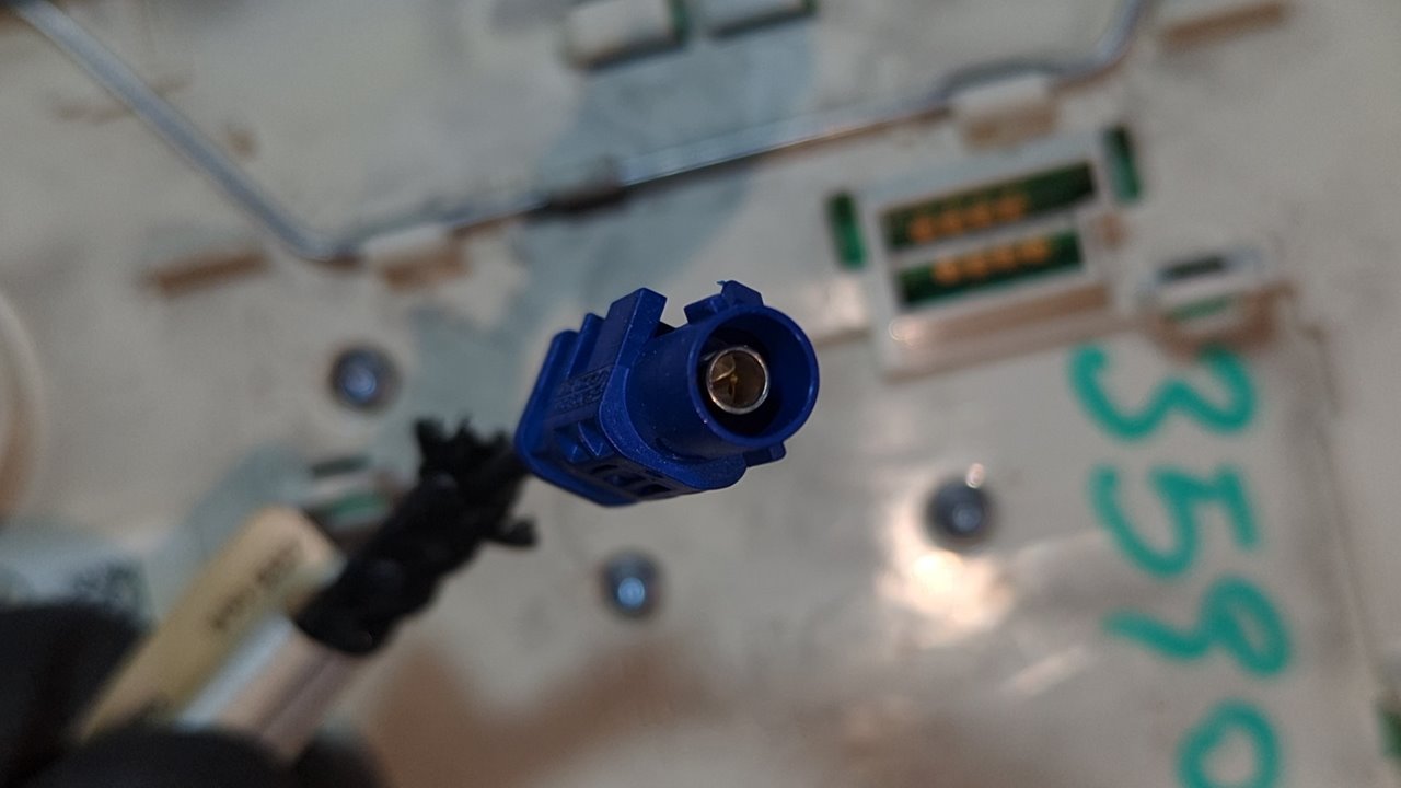 LUZ INTERIOR MERCEDES-BENZ CLASE E (W212) FAMILIAR - vista 3