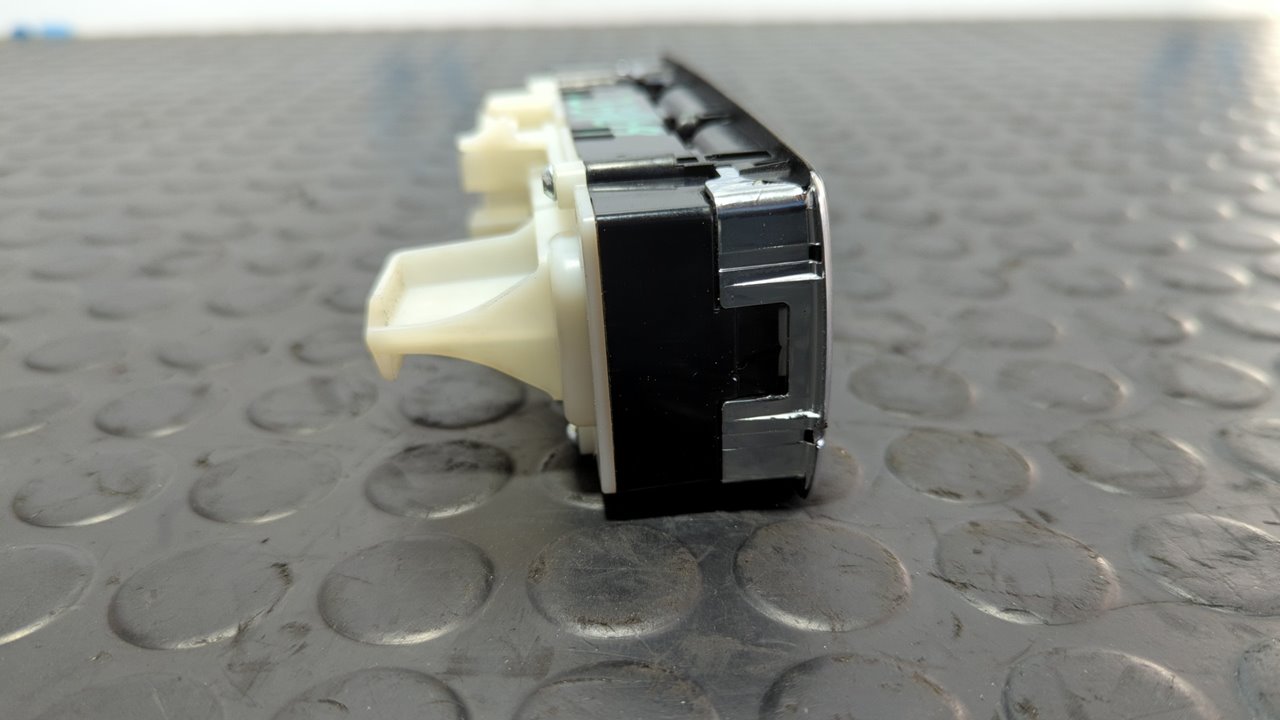 MANDO ELEVALUNAS DELANTERO IZQUIERDO MERCEDES-BENZ CLASE E (W212) FAMILIAR - vista 8