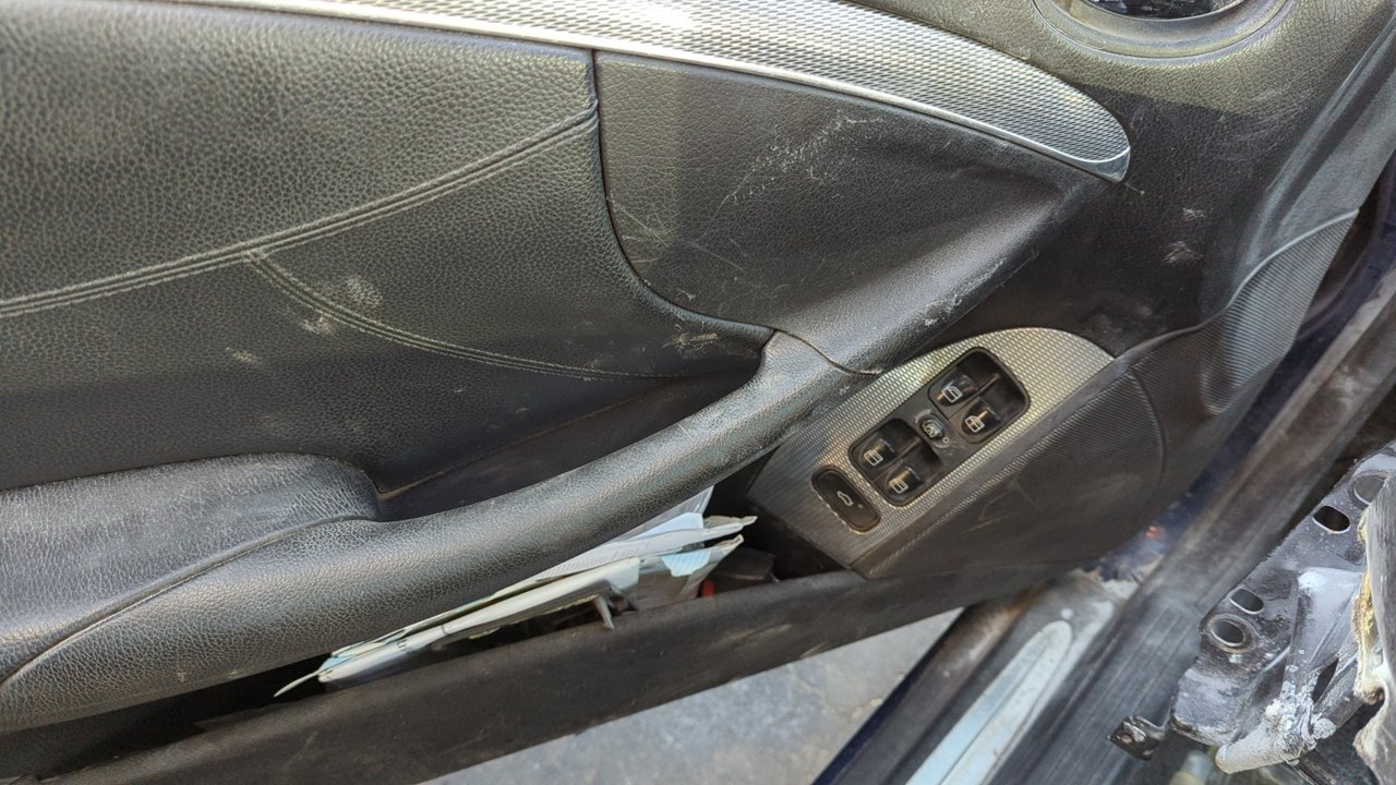 REFUERZO PARAGOLPES DELANTERO MERCEDES-BENZ CLASE CLK (W209) COUPE - vista 9