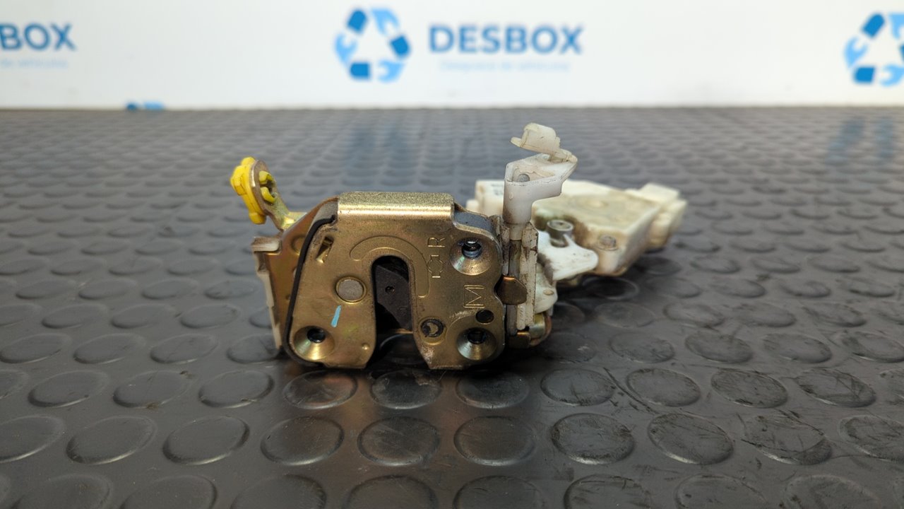 CERRADURA PUERTA DELANTERA DERECHA NISSAN TERRANO/TERRANO.II (R20) - vista 4