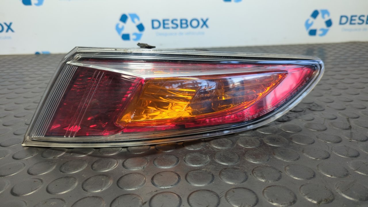 PILOTO TRASERO DERECHO HONDA CIVIC BERLINA (FN)