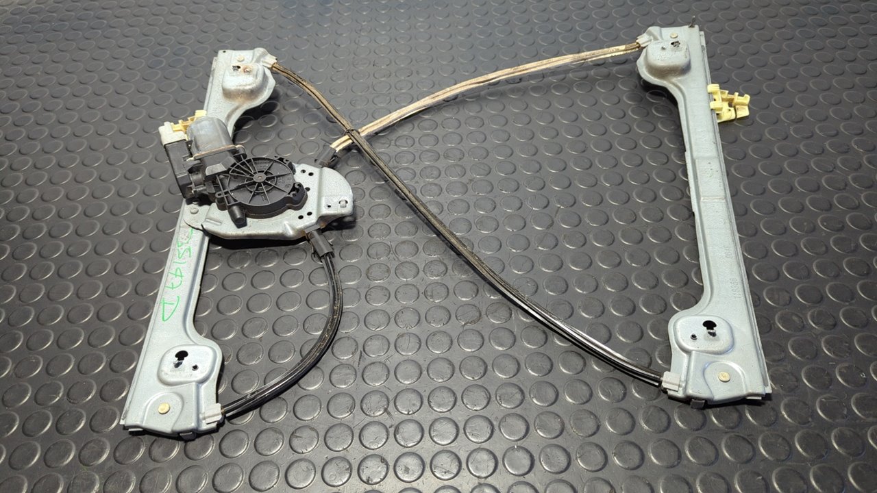 ELEVALUNAS DELANTERO DERECHO PEUGEOT 1007