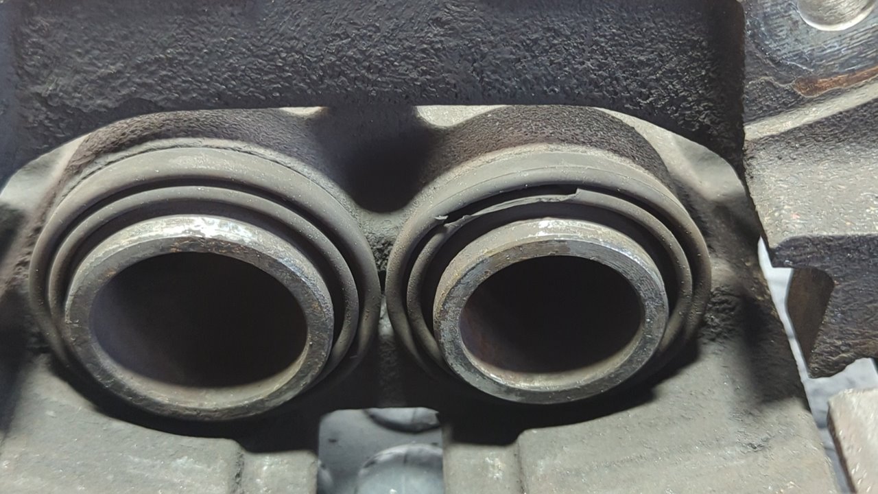 PINZA DE FRENO DELANTERA DERECHA OPEL VIVARO - vista 2