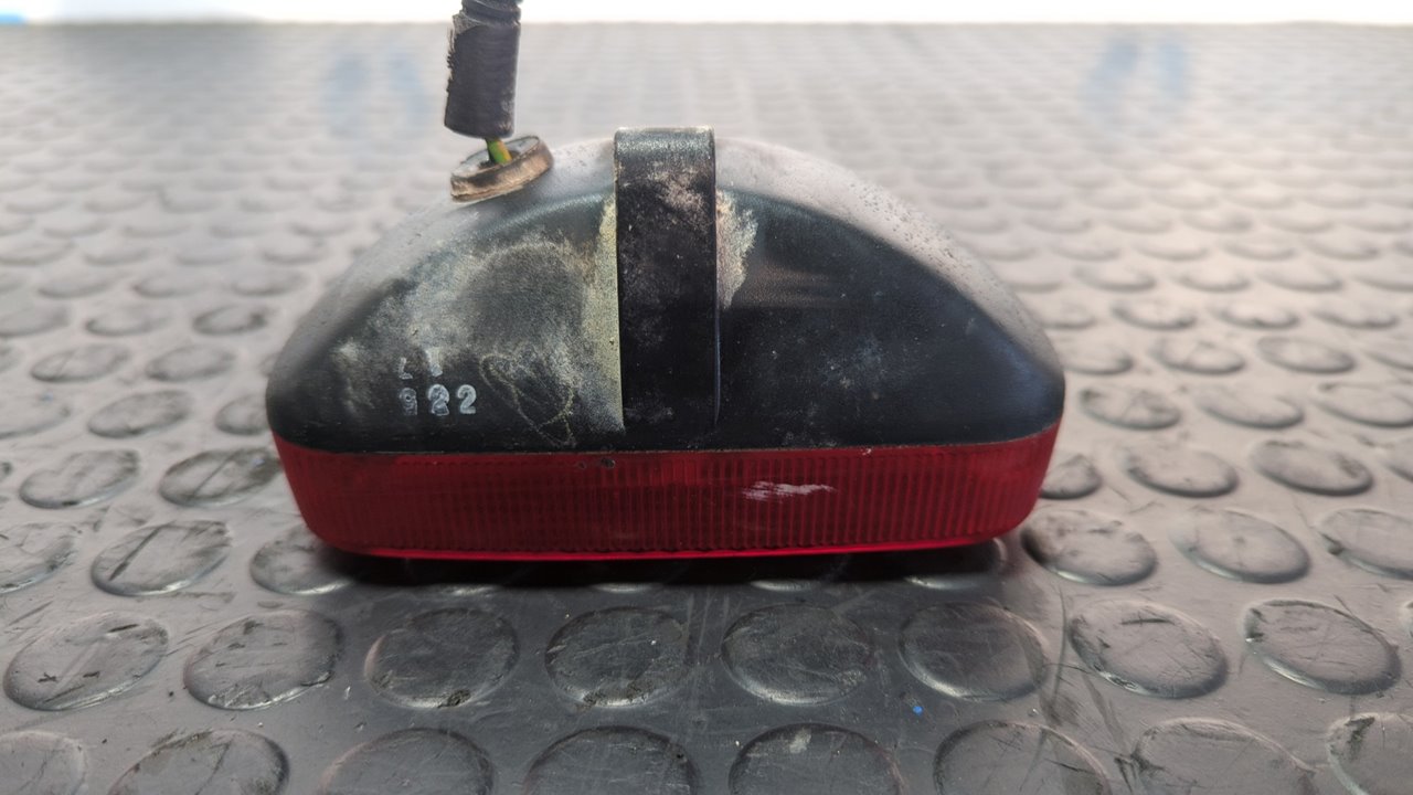 PILOTO TRASERO IZQUIERDO PARAGOLPES FORD EXPLORER - vista 2