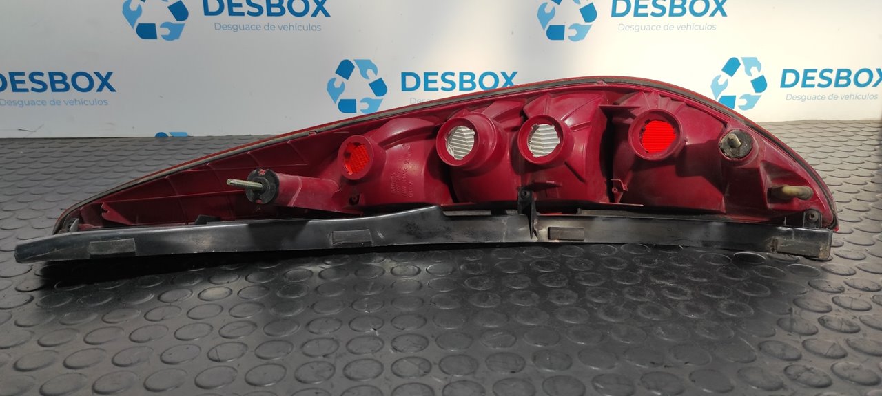 PILOTO TRASERO IZQUIERDO FORD MONDEO BERLINA (GE) - vista 3