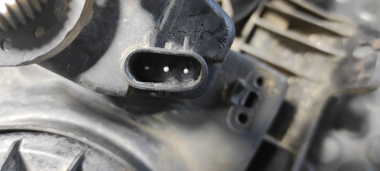 FARO DERECHO SSANGYONG MUSSO - vista 2