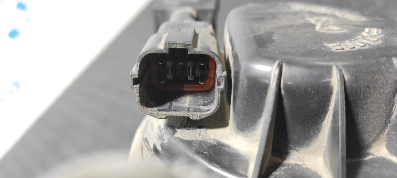 FARO IZQUIERDO SSANGYONG MUSSO - vista 3