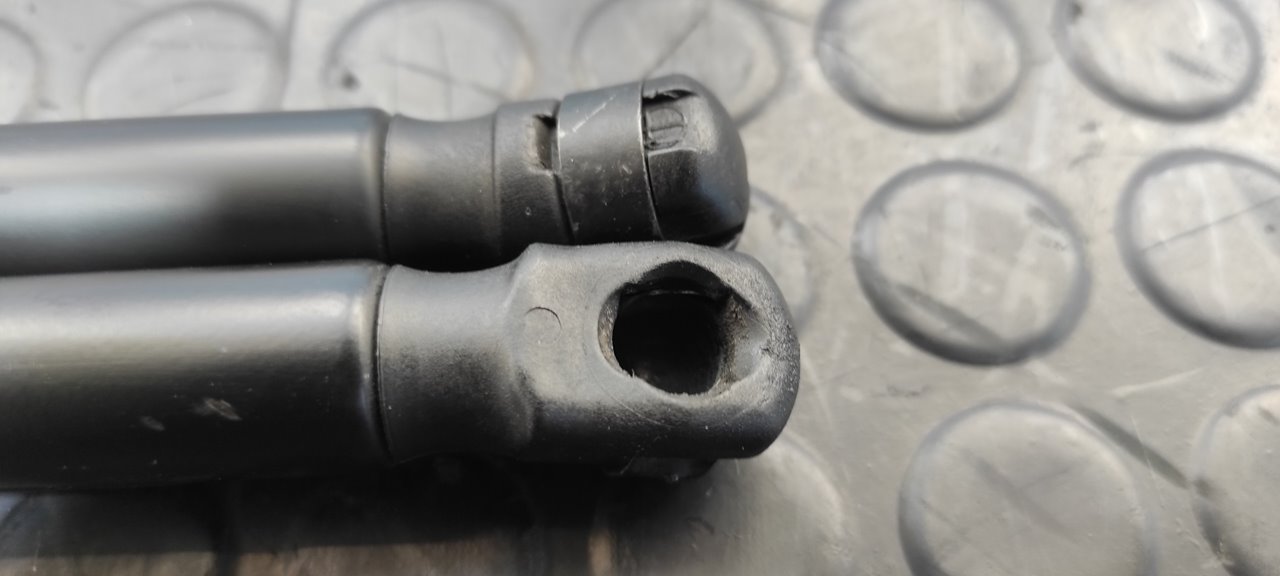 AMORTIGUADORES MALETERO / PORTON AUDI A3 SPORTBACK (8P) - vista 4