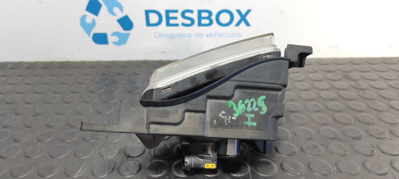 FARO ANTINIEBLA IZQUIERDO KIA CARNIVAL II - vista 4