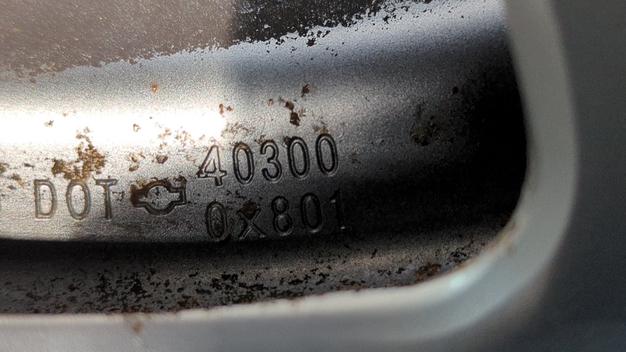 LLANTA NISSAN TERRANO/TERRANO.II (R20) - vista 3